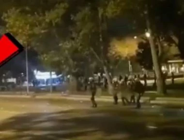 Χαλαρά: Ο Θεσσαλονικιός που έκοβε βόλτες με το ποδήλατό του μέσα από τα επεισόδια! (βίντεο)